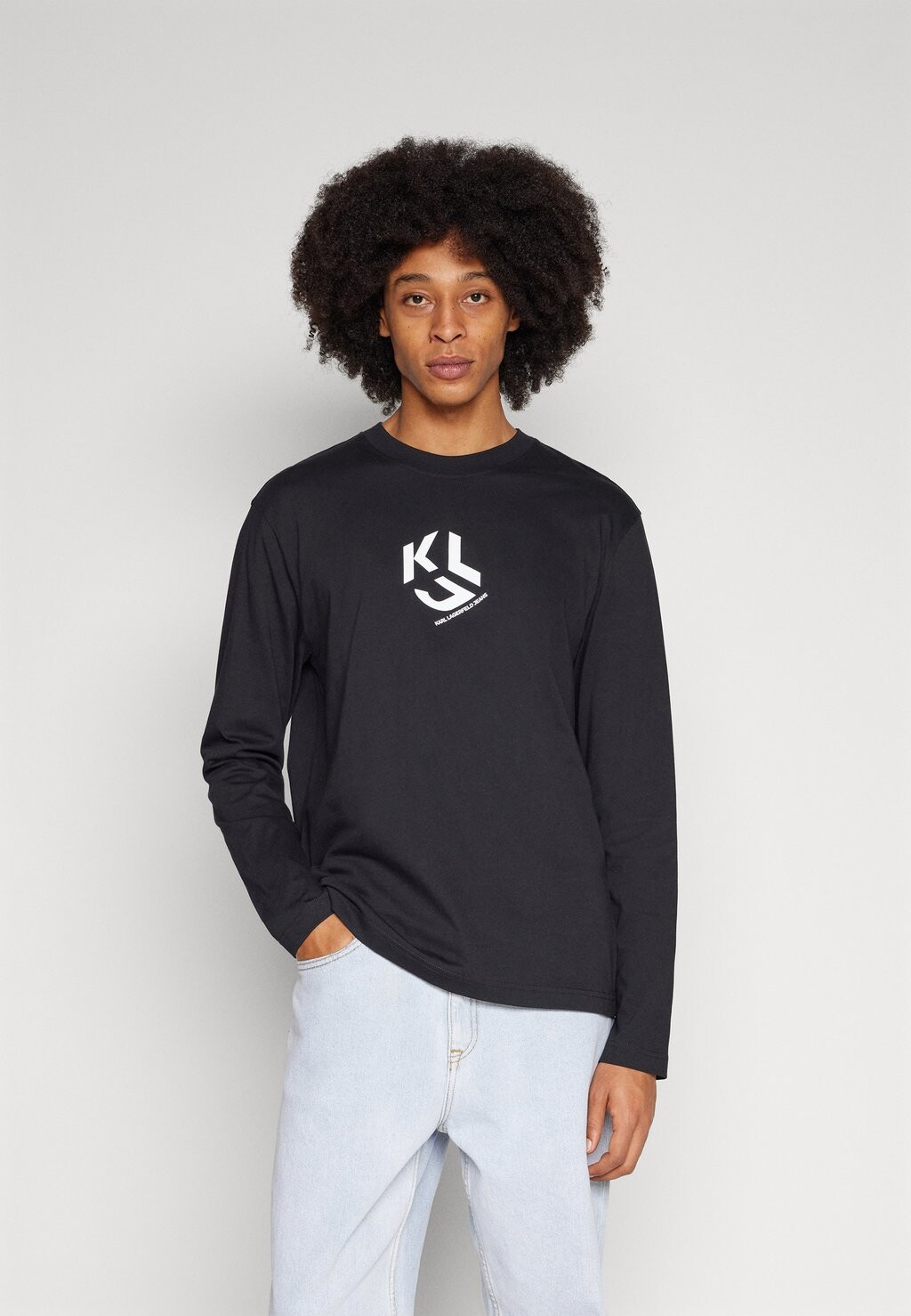 

Топ с длинными рукавами REGULAR MONOGRAM TEE Karl Lagerfeld Jeans, цвет black