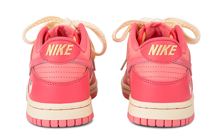 

Женские кроссовки для скейтбординга Nike Dunk, Pink