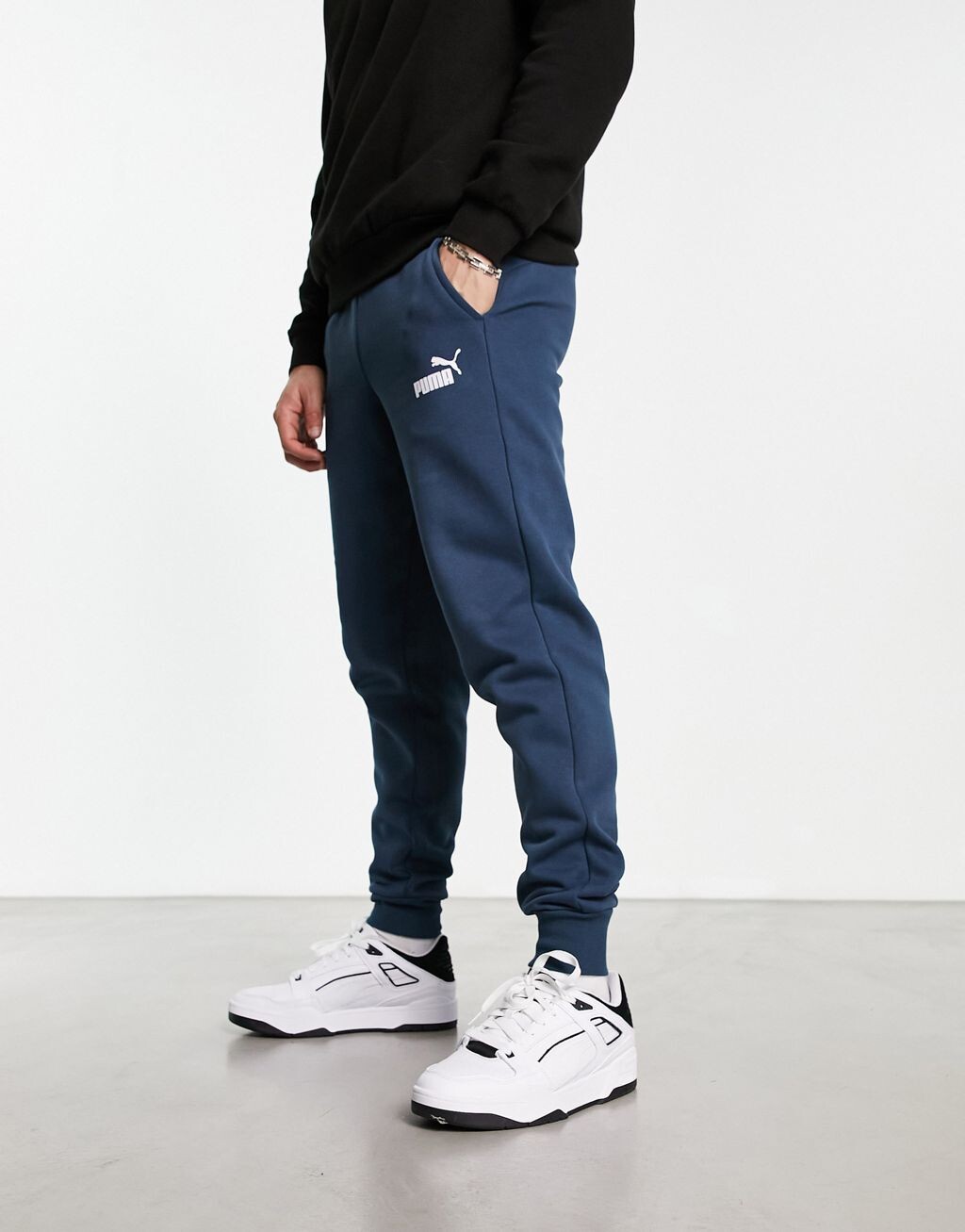 

Темно-синие джоггеры с логотипом Puma Essentials
