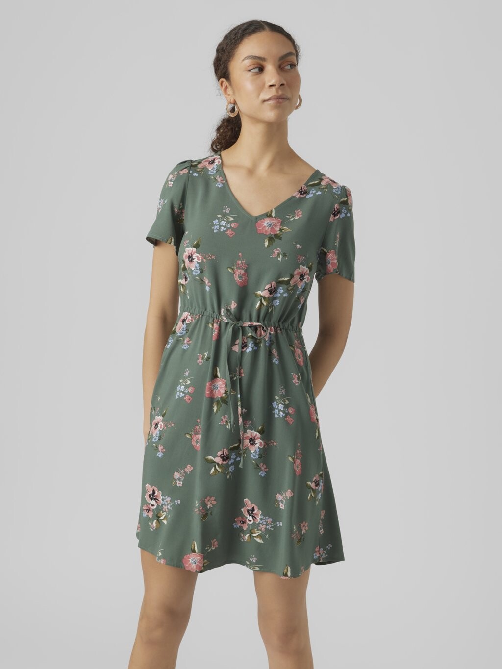 

Летнее платье Vero Moda
