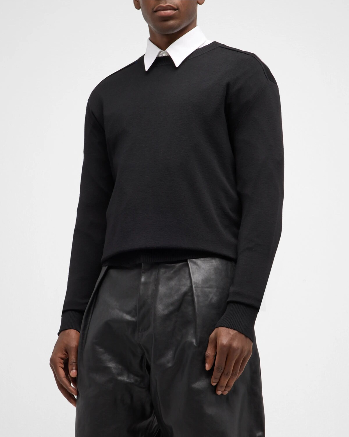 

Мужской шерстяной свитер с вышивкой на спине Burberry, цвет Black