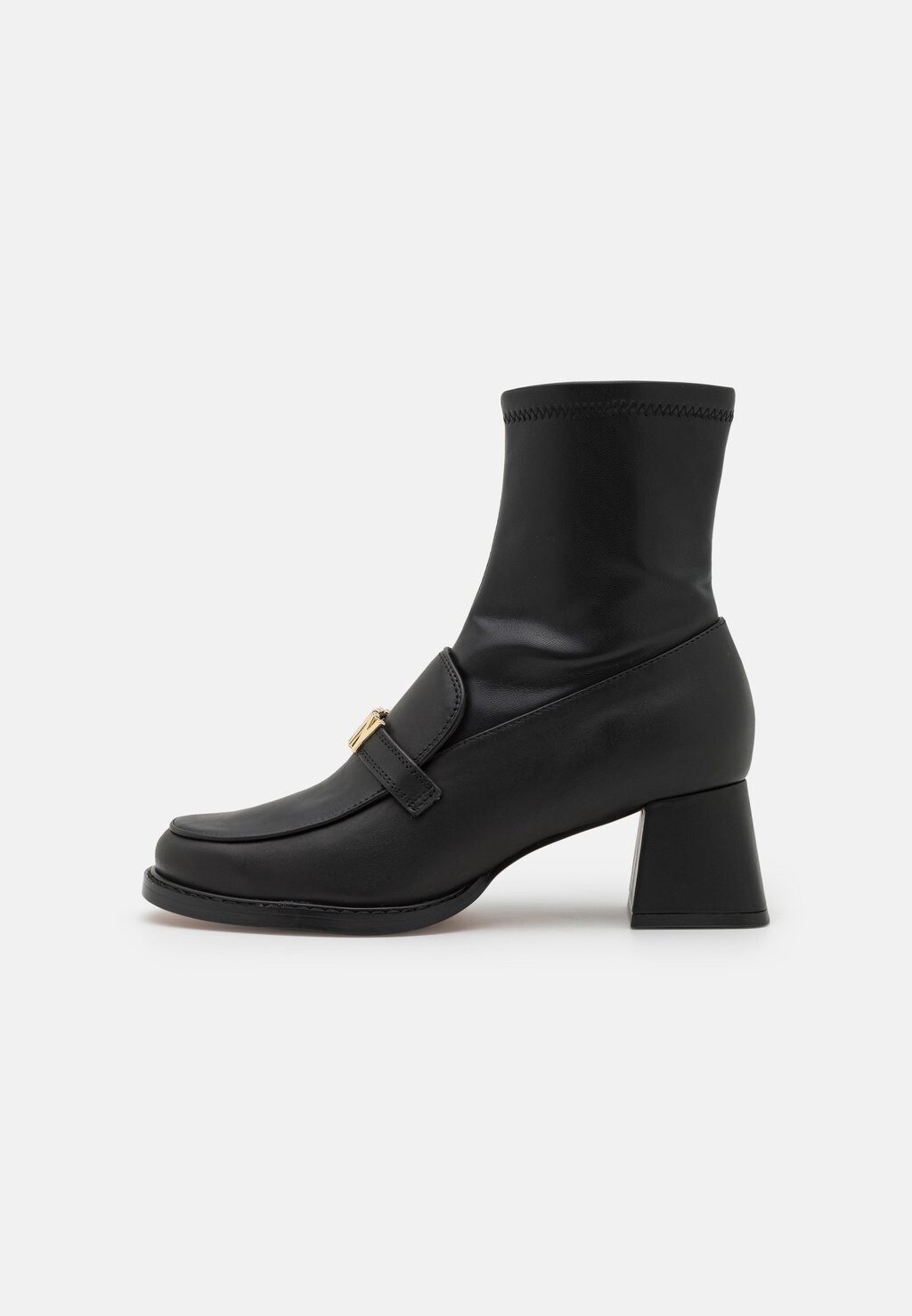 

Ботильоны DKNY БОТИНКИ-МОКАСИНЫ DOTTSY, черный