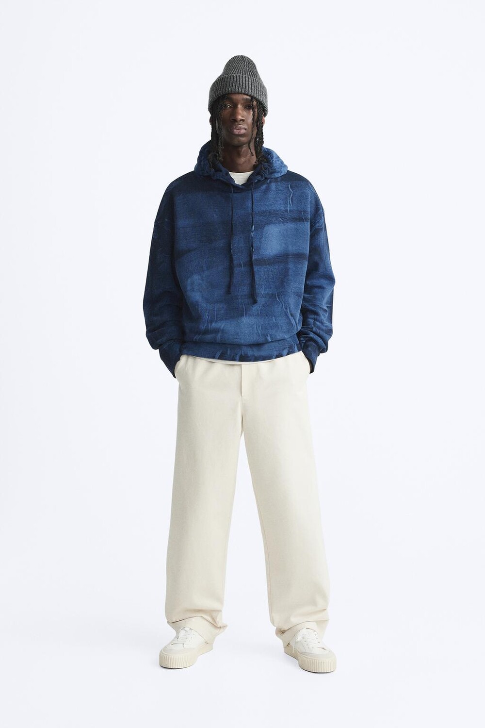 

Свитшот с абстрактным принтом ZARA, голубоватый, Синий