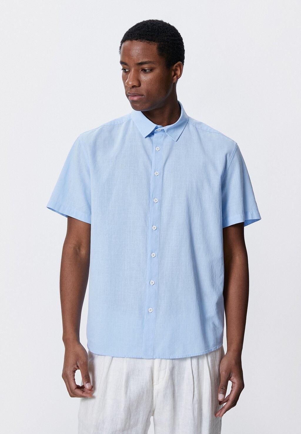

Рубашка BASIC SHORT SLEEVE SHIRT CLASSIC NECK BUTTONED Koton, цвет blue