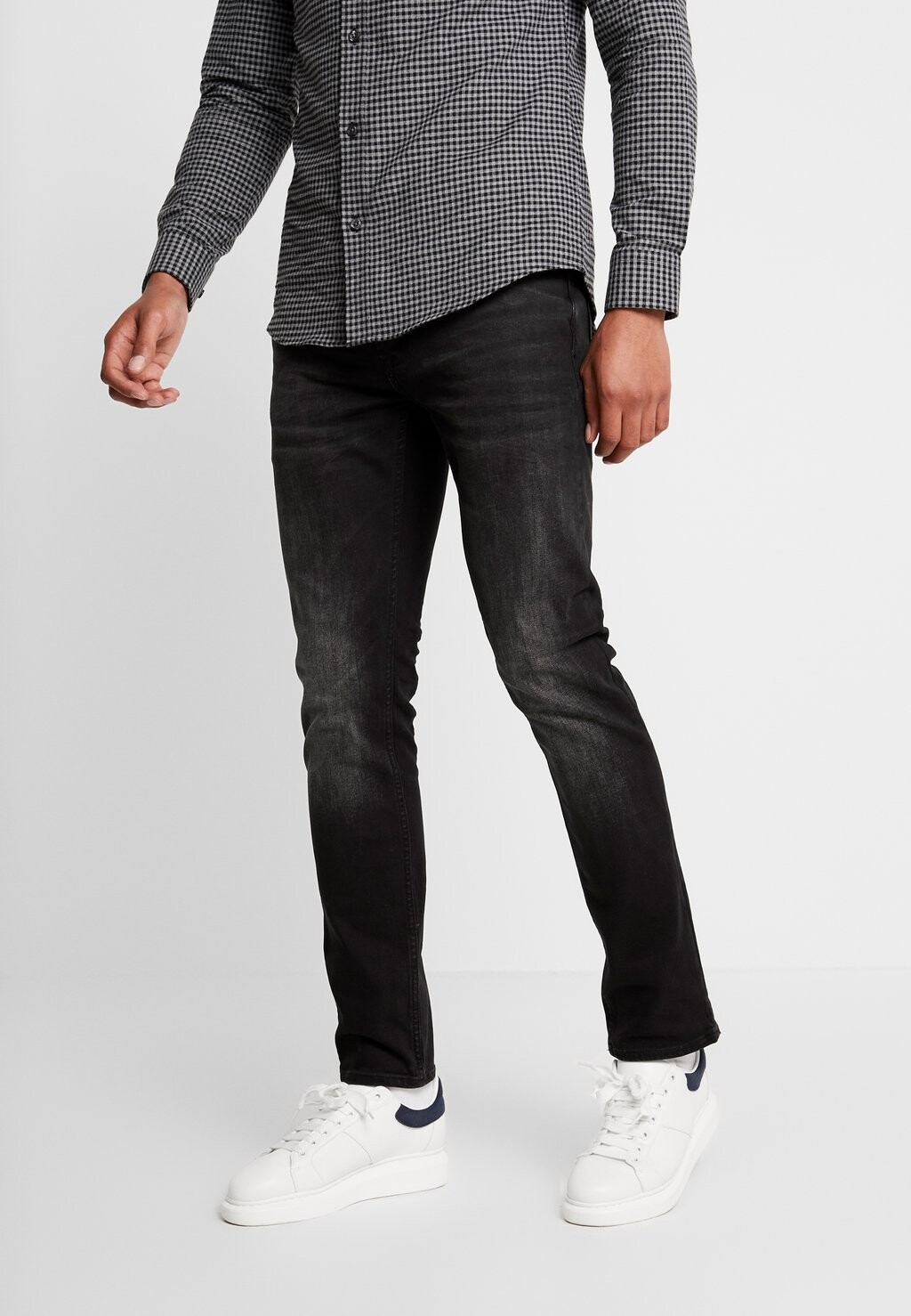 

Джинсы Slim fit Denham