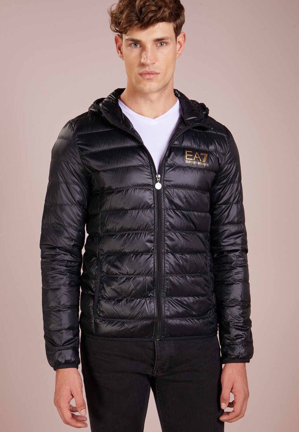

Пуховик Armani Emporio