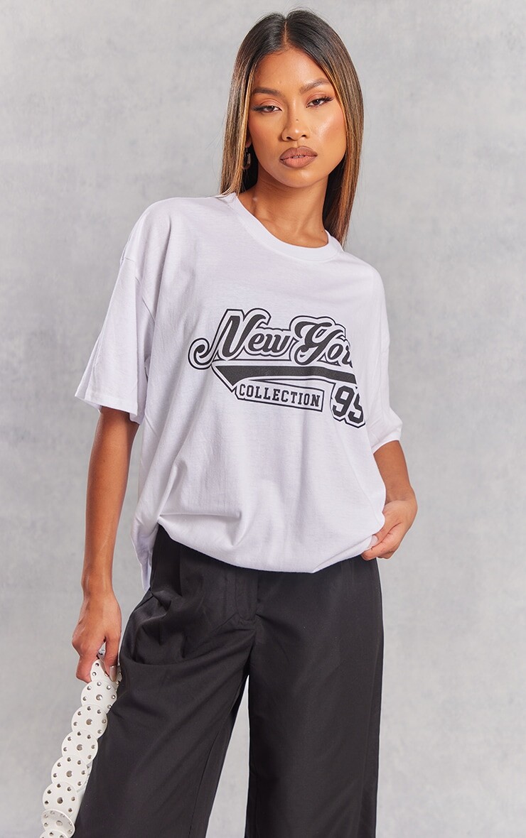 

PrettyLittleThing Белая объемная футболка с принтом New York Collection, Белый