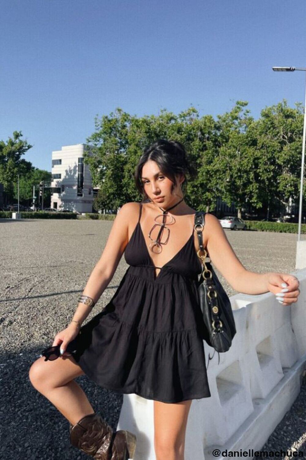 

Многоярусное мини-платье Babydoll Forever 21, черный