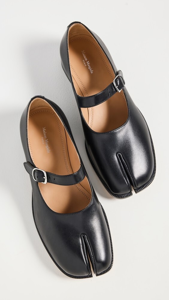 

Балетки Maison Margiela Tabi Mary Janes, черный