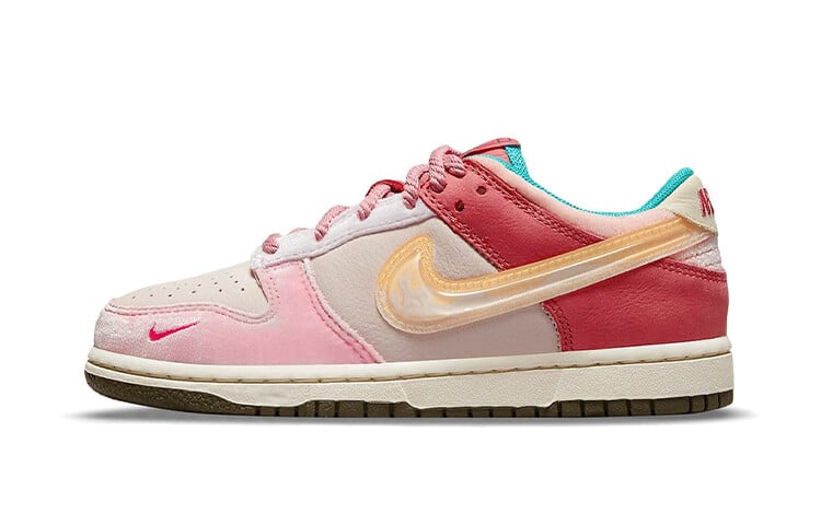 

Детские кроссовки для крикета Nike Dunk Low BP