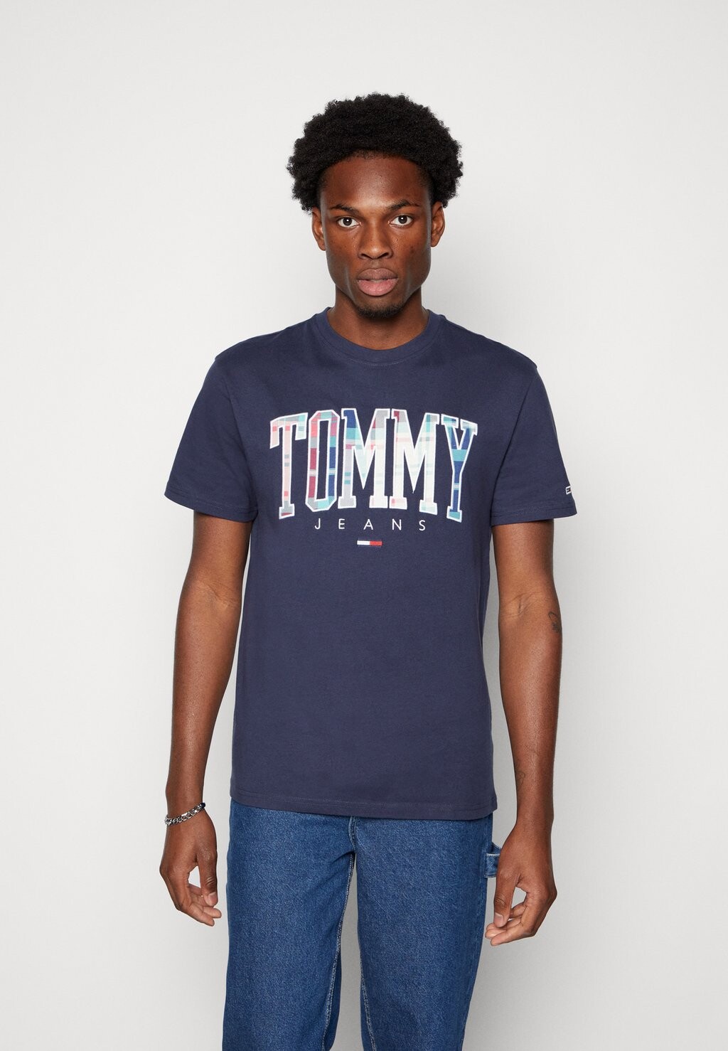 

Футболка с принтом Tommy Jeans, темно-синий