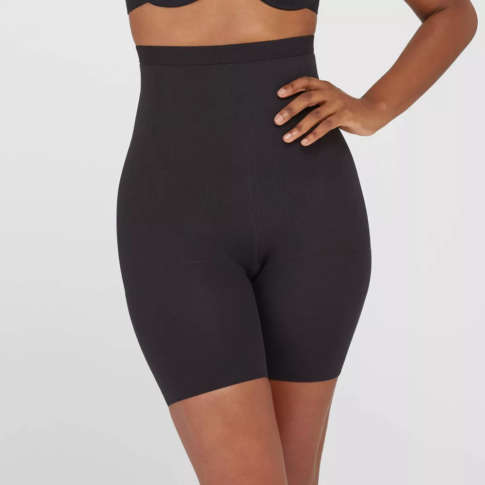 

ASSETS by SPANX Женские утягивающие шорты с высокой талией и длиной до середины бедра, цвет Black