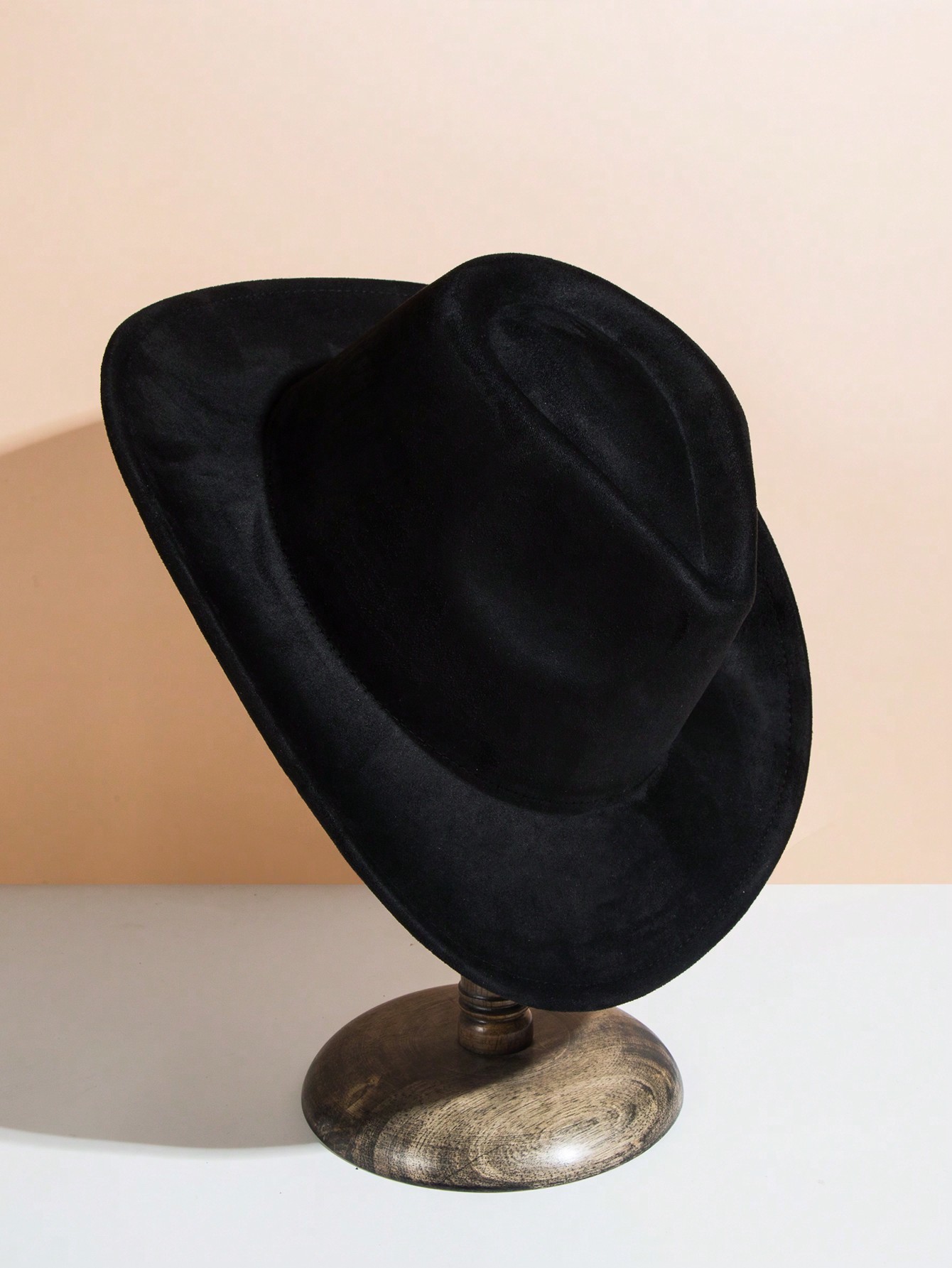 1шт. Мужская модная новая однотонная замшевая шляпа с загнутыми полями, черный