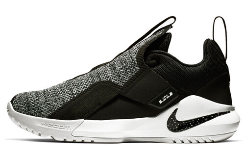 

Мужские баскетбольные кроссовки Nike Ambassador 11 Черный/Белый