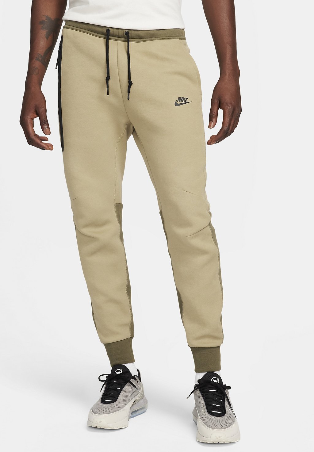 Спортивные брюки Nike, нейтральный оливковый средний оливковый черный рюкзак pinqponq blok medium forester olive
