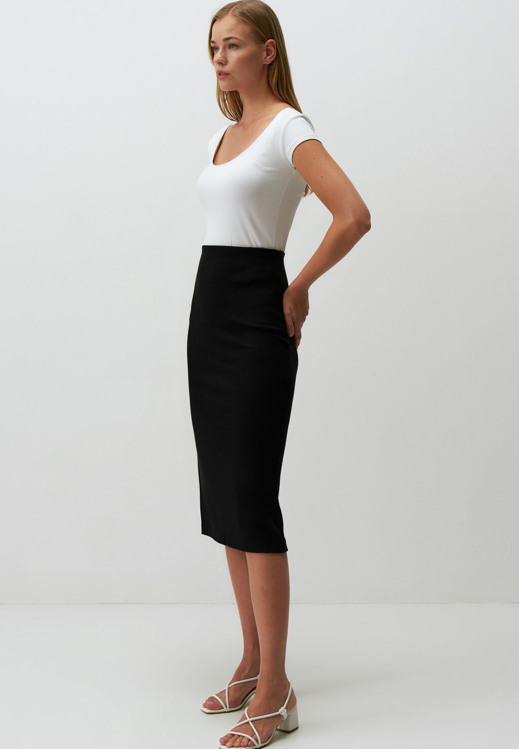 

Юбка-карандаш REGULAR WAIST MIDI WITH SLITS Jimmy Key, черный