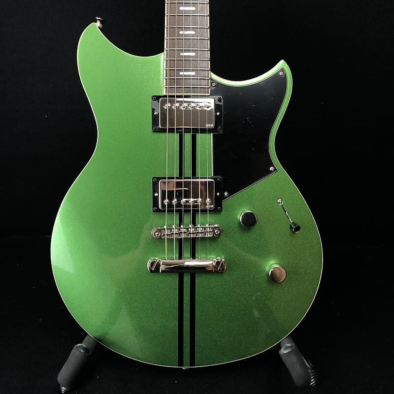 

Электрогитара Yamaha Revstar Standard Flash Green