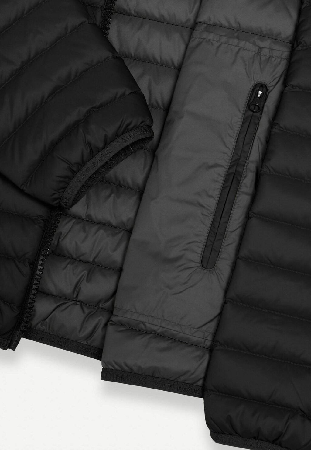 

Пуховик AUTUMN-WEIGHT WITH PADDED COLLAR Colmar Originals, черный