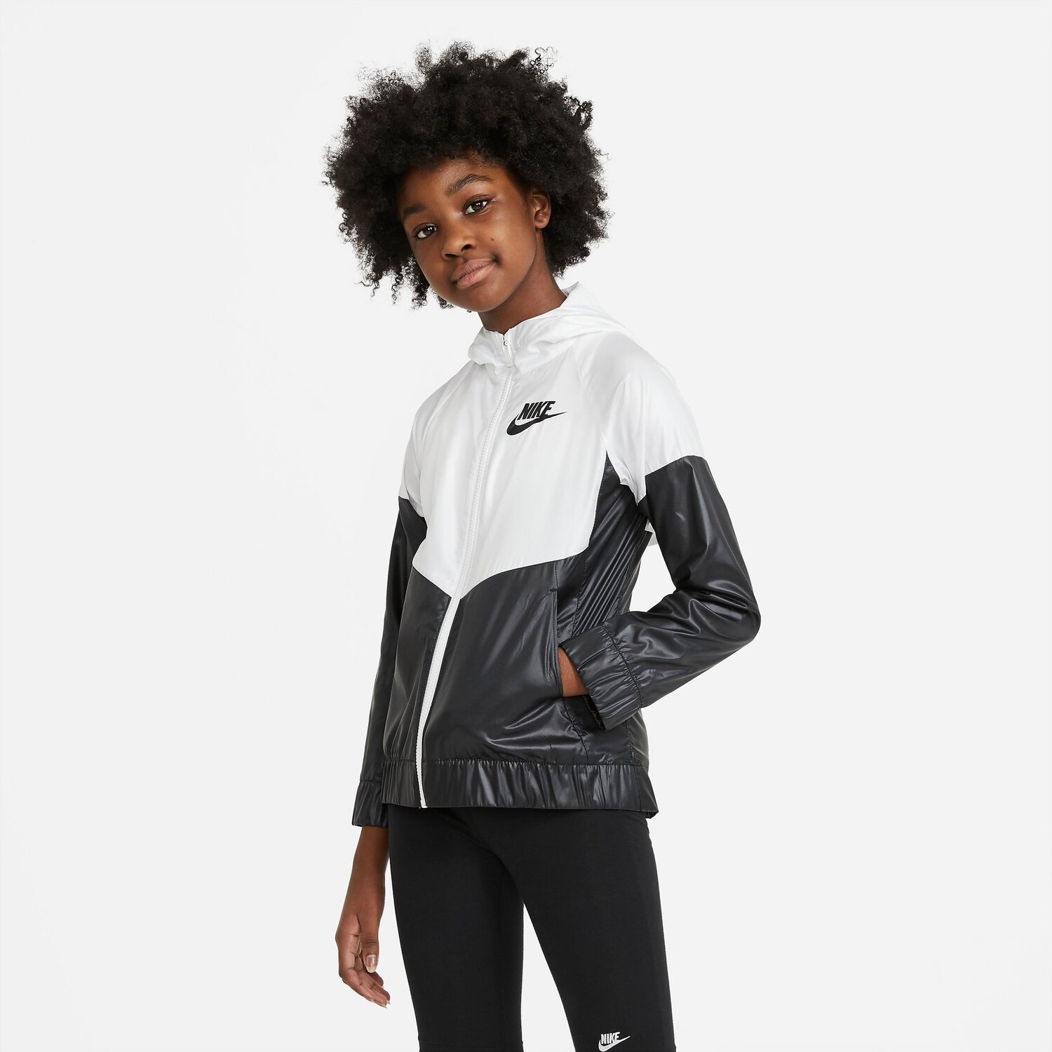 

Куртка Nike Sportswear Windrunner для девочек, белый