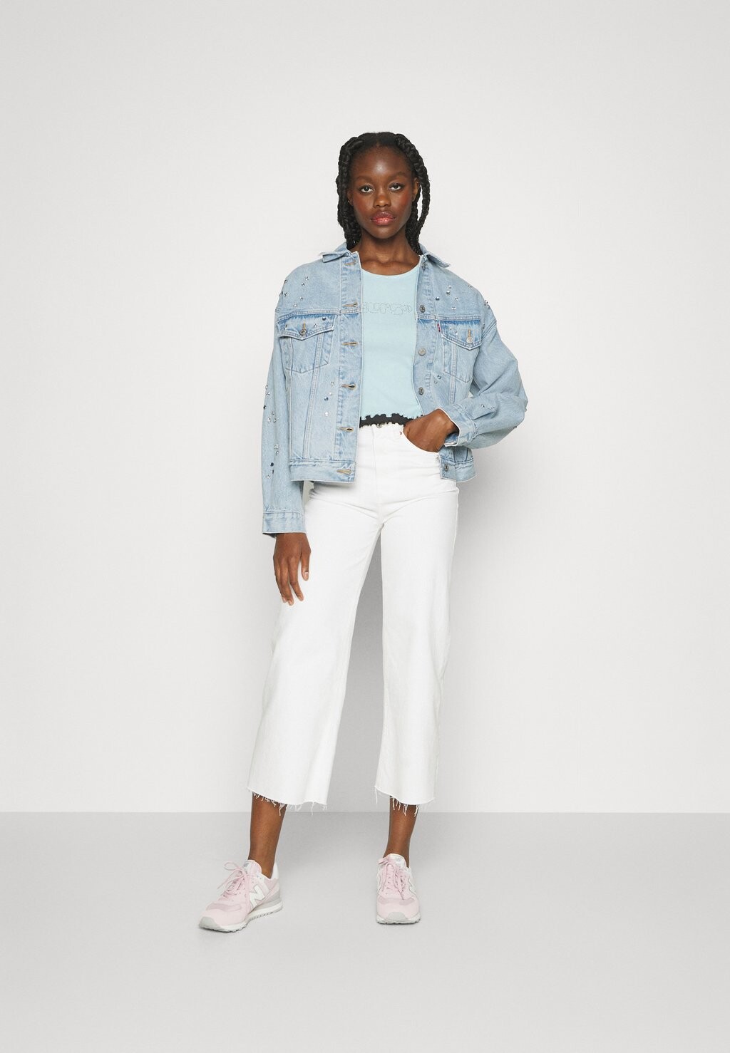 

Джинсовая куртка Levi's 90S TRUCKER, цвет bling blau trucker
