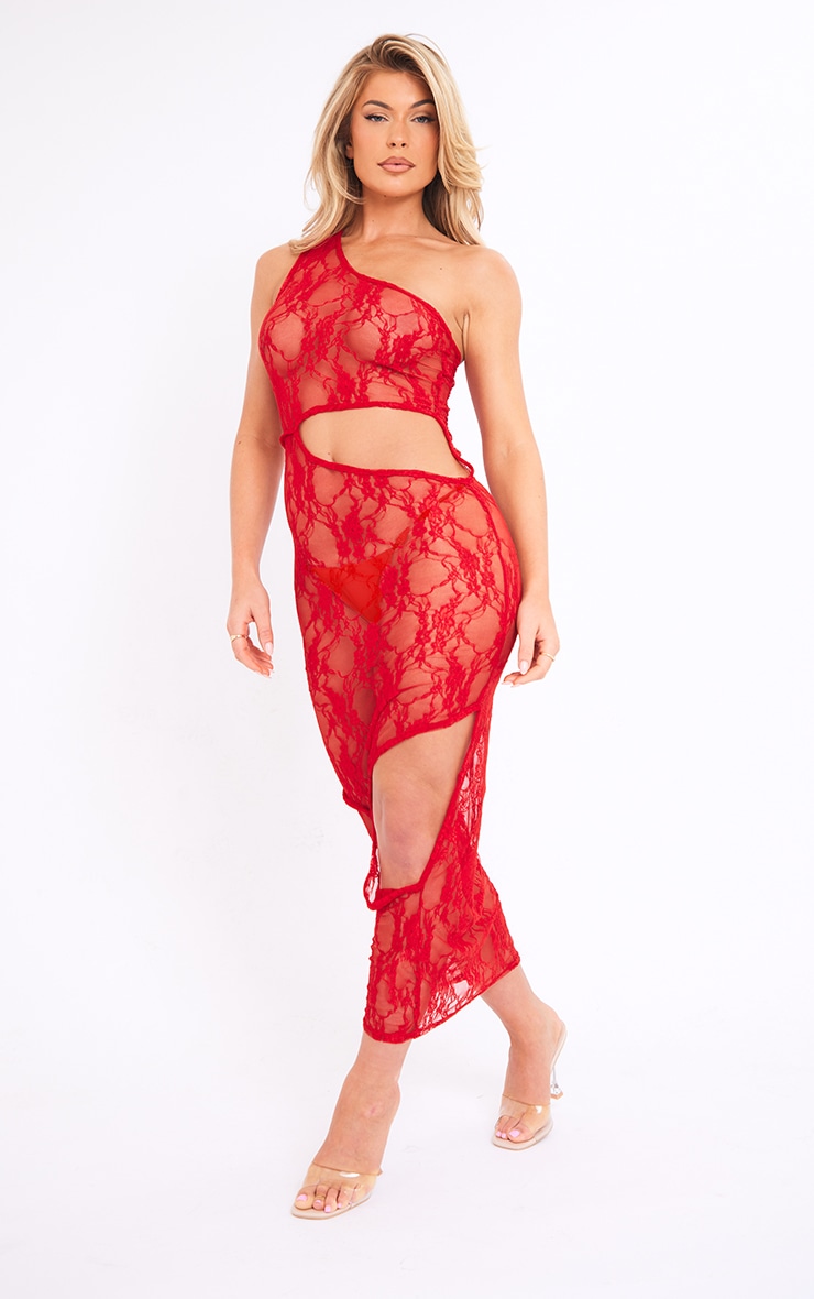 PrettyLittleThing Красное прозрачное кружевное платье мидакси на одно плечо с несколькими вырезами