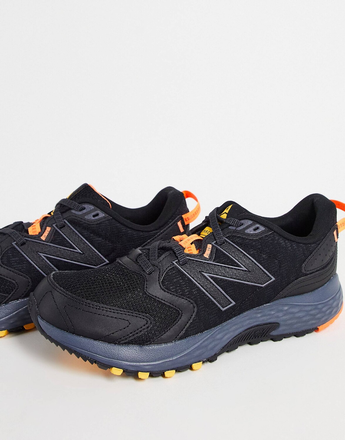 

Черные кроссовки New Balance Running 410