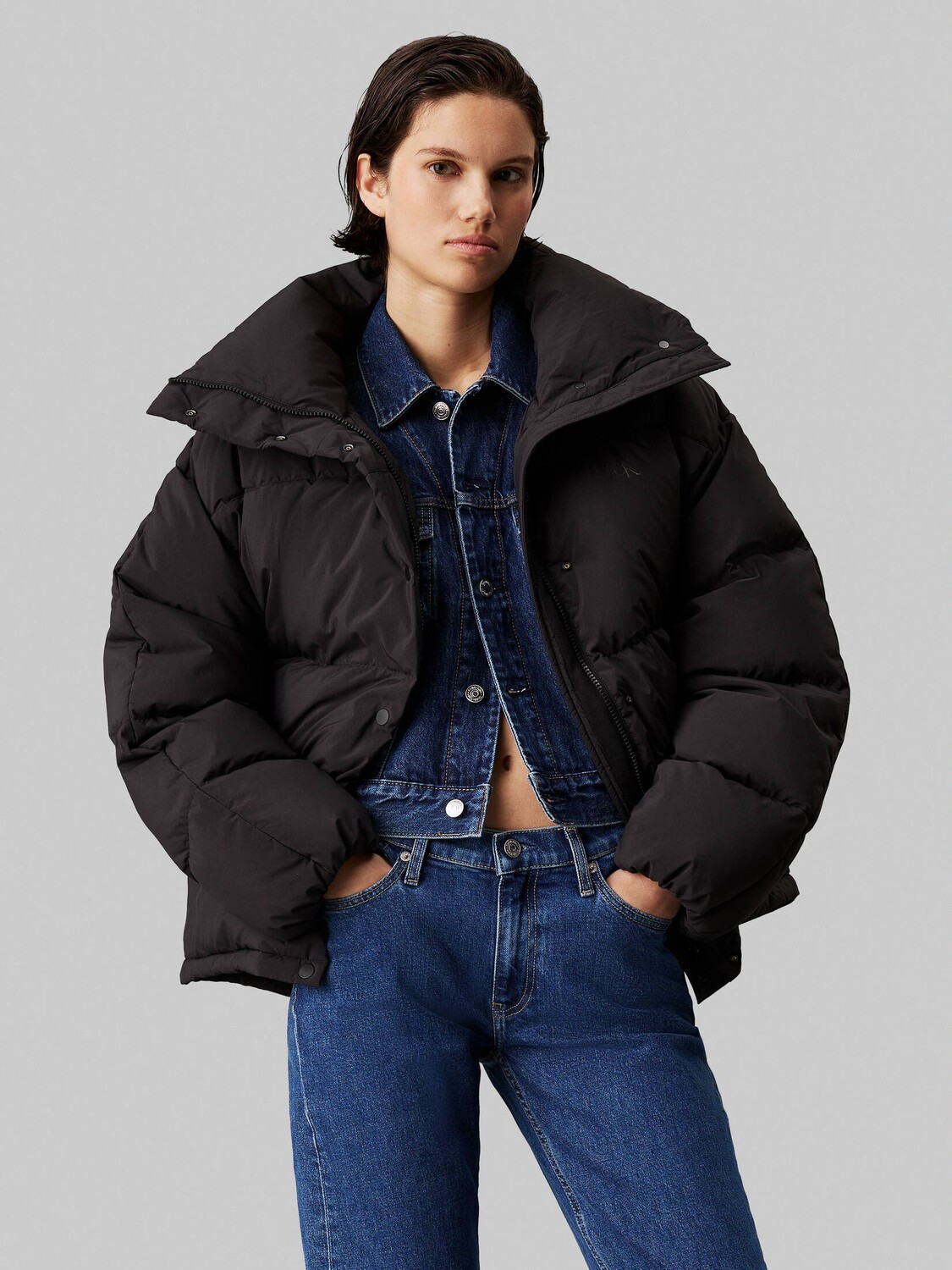 

Стеганая куртка свободного кроя-пуховика Calvin Klein, черный