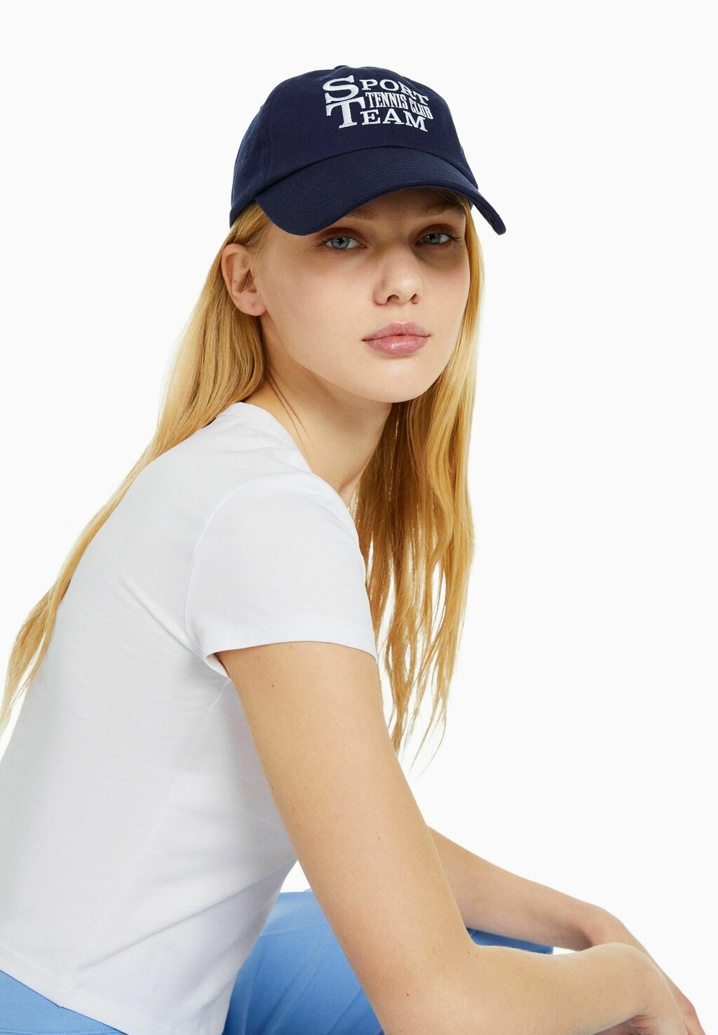 

Бейсболка Bershka, синий