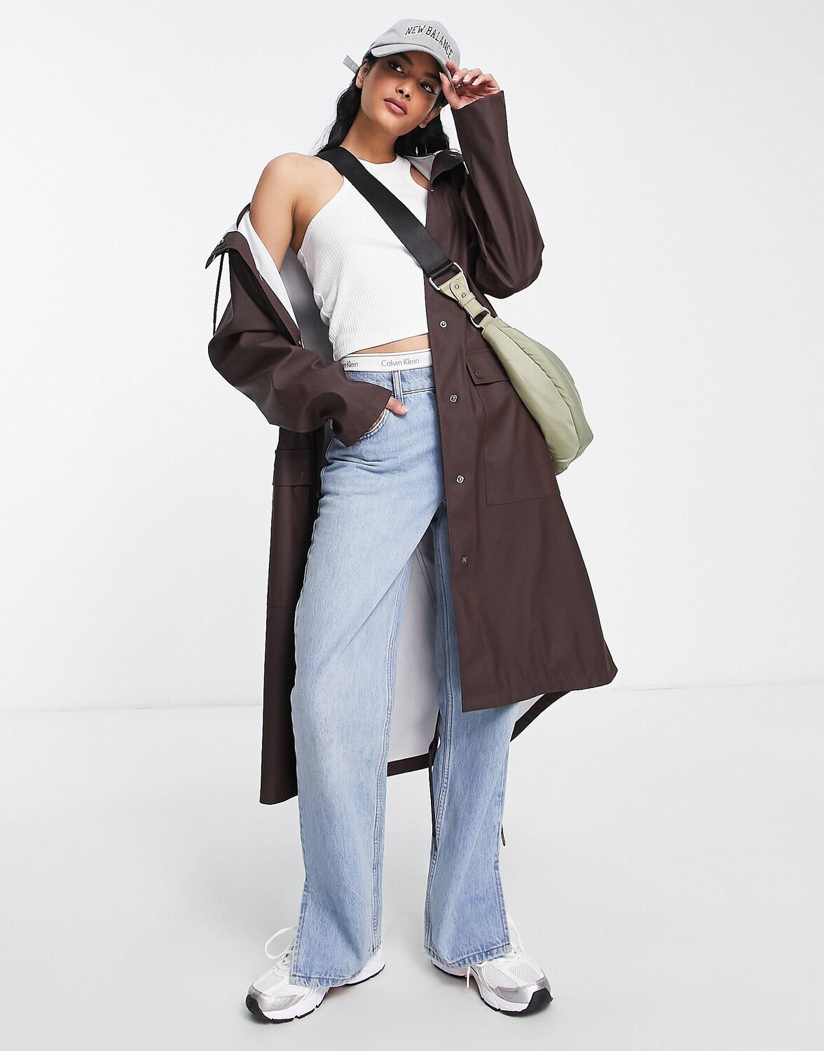 

Шоколадный дождевик средней длины с капюшоном Topshop