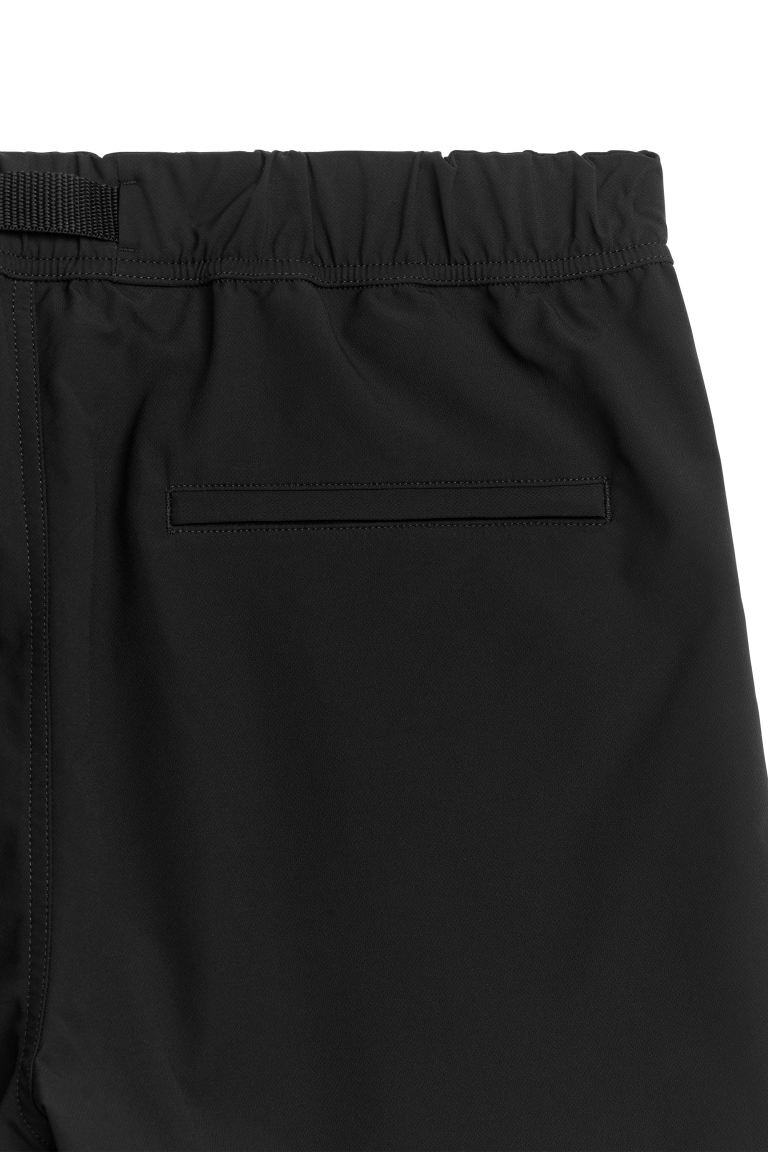 

Походные шорты от active H&M, черный