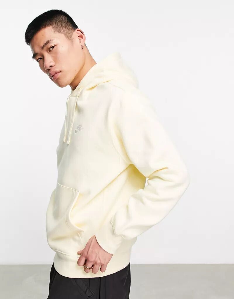 

Желтая худи Nike Club