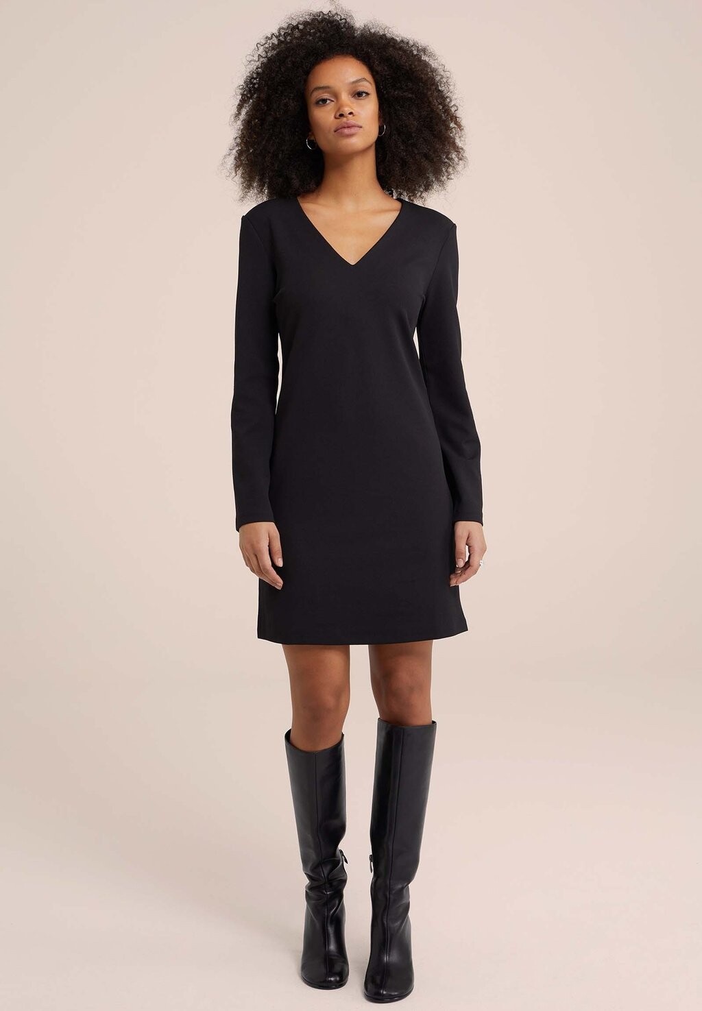 

Летнее платье WE Fashion, черное, Черный