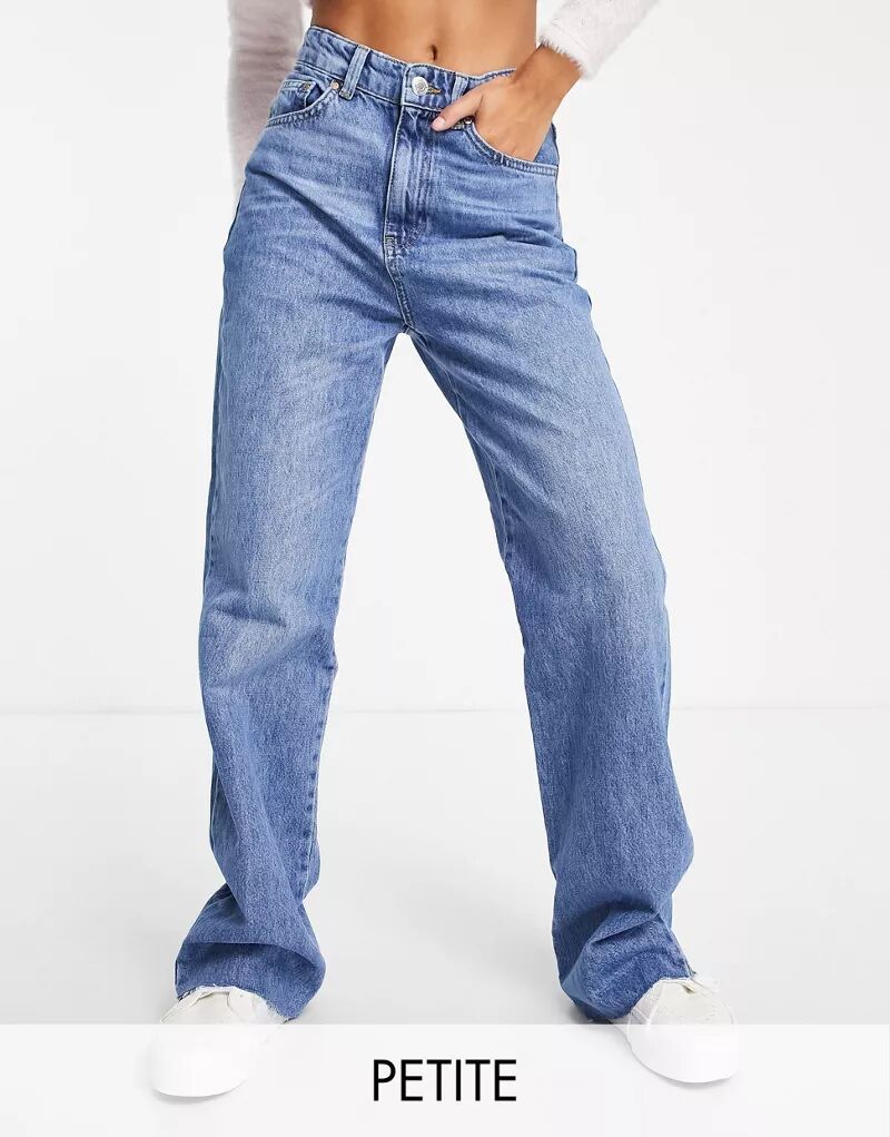 Синие джинсы в стиле 90-х Stradivarius Petite черные джинсы stradivarius petite в стиле 90 х годов