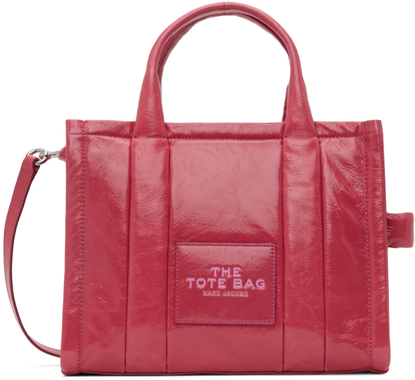 

Розовая объемная сумка \The Shiny Crinkle Medium Tote\"" Marc Jacobs