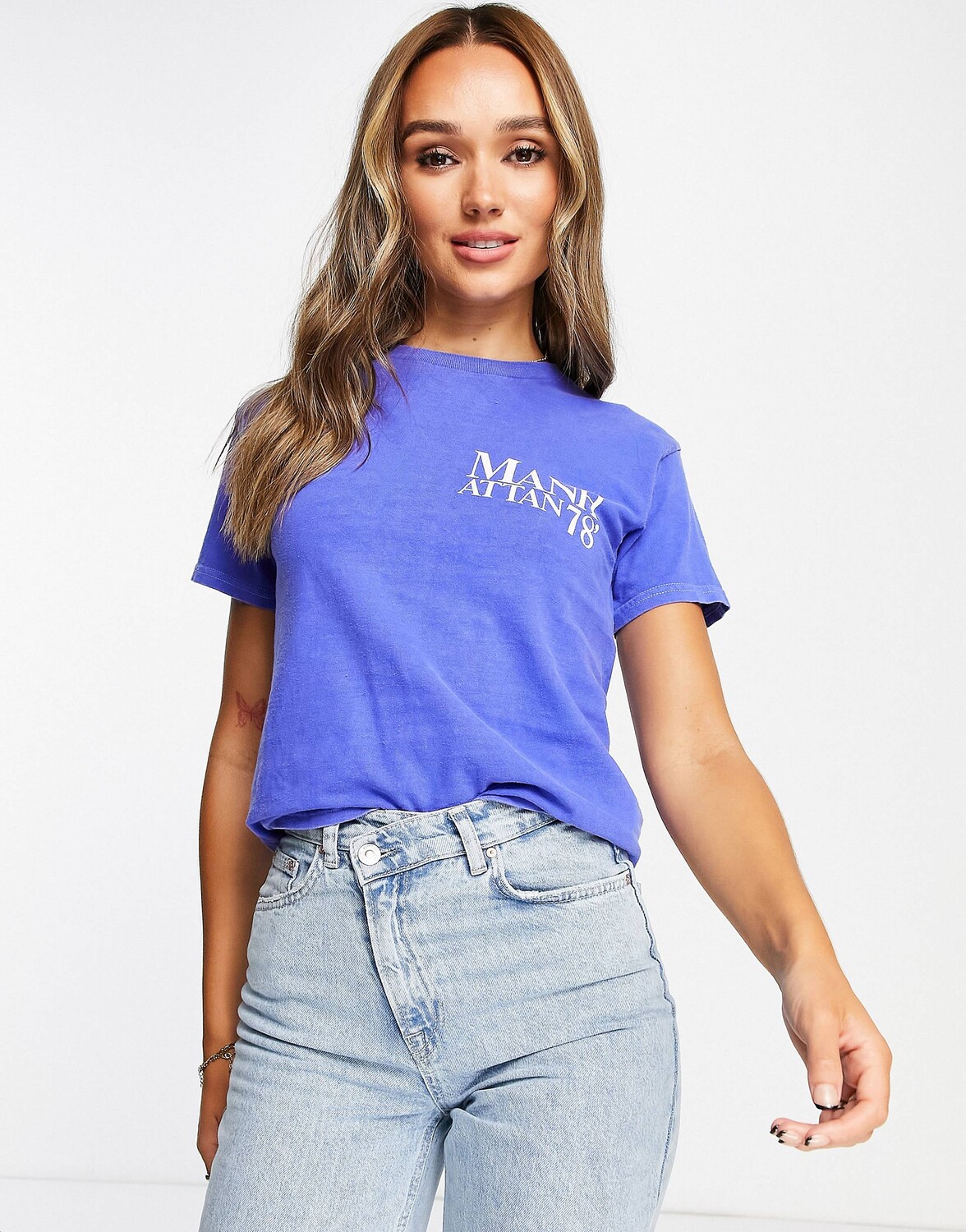 

Кобальтовая футболка с рисунком Manhattan Topshop