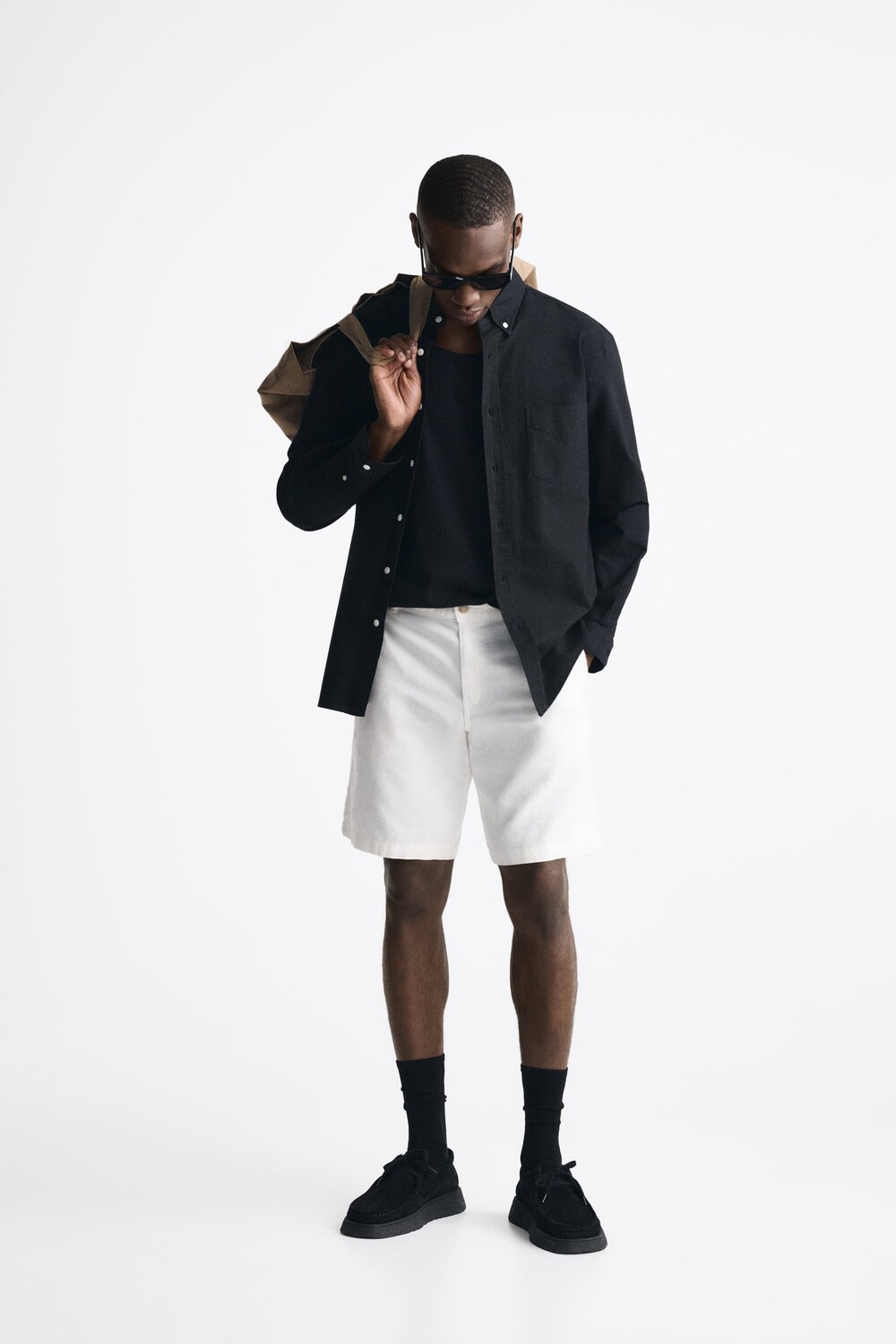 

Шорты из текстурированных оксфордов Zara, белый