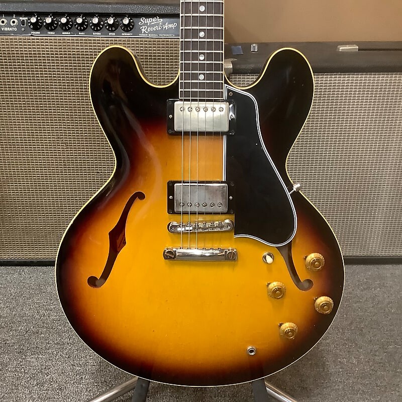 

2022 Gibson Murphy Lab 1959 ES-335 Vintage Burst Light Aged M2M 2022 Murphy Lab 1959 ES-335 Vintage Burst Light Aged M2M