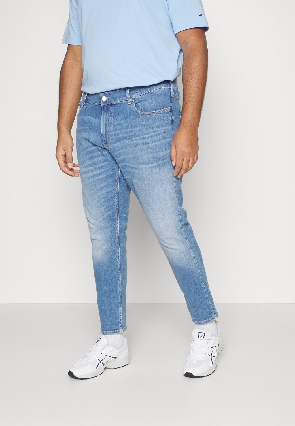 

Джинсы Slim fit Tommy Jeans by Tommy Hilfiger