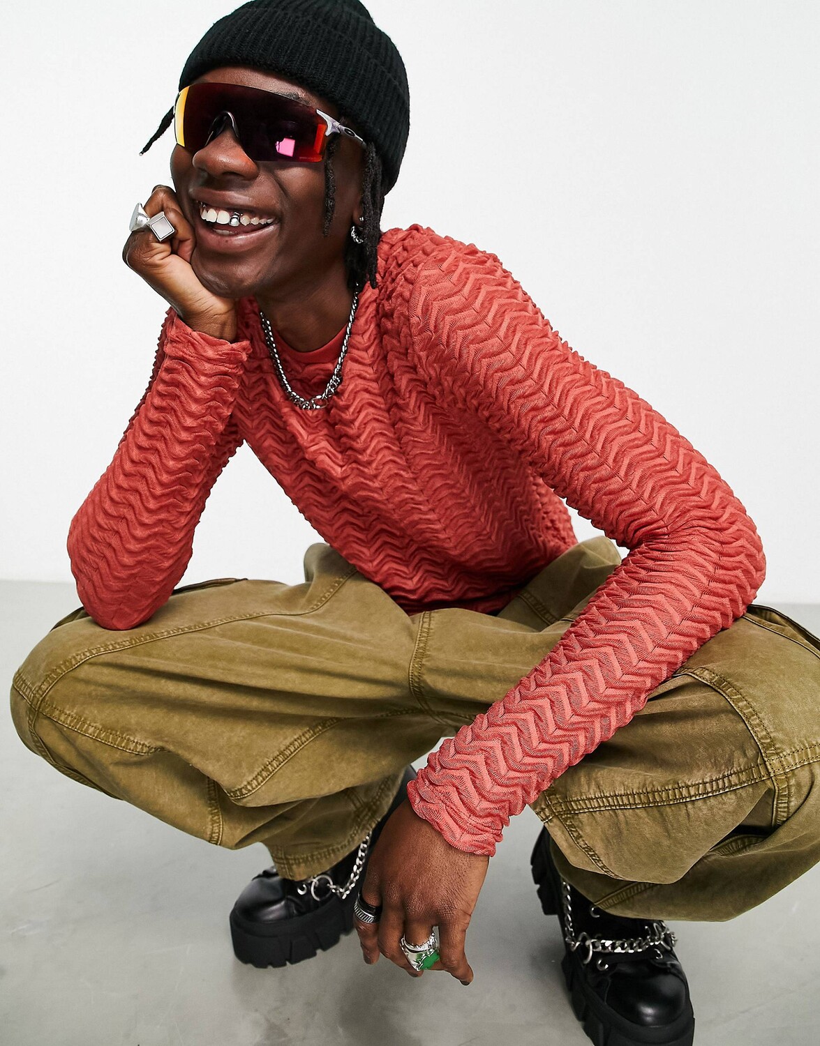 

Красная укороченная футболка с длинными рукавами ASOS DESIGN, Красный