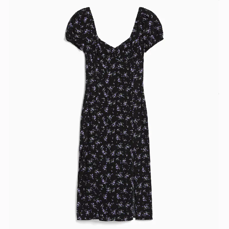 

Платье Bershka Short Sleeve Dress With Floral Print, черный