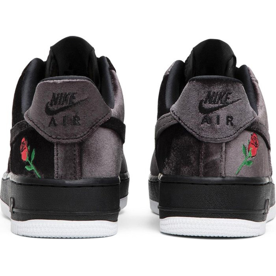 Nike air force store one velvet