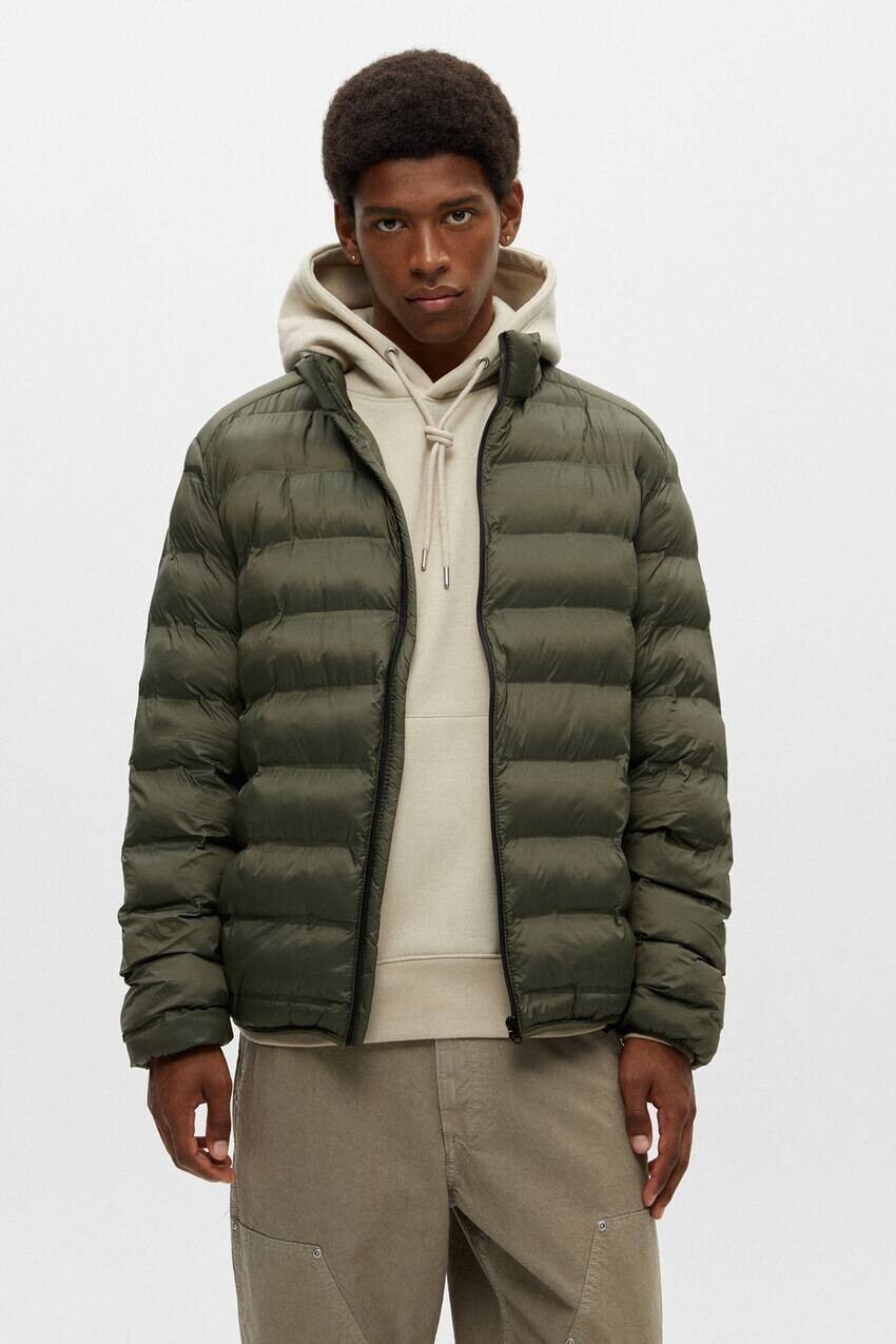 

Легкая стеганая куртка Pull&Bear, хаки