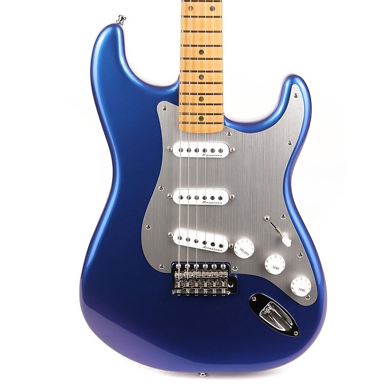 

Ограниченная серия Fender H.E.R. Стратокастер Блю Марлин Stratocaster