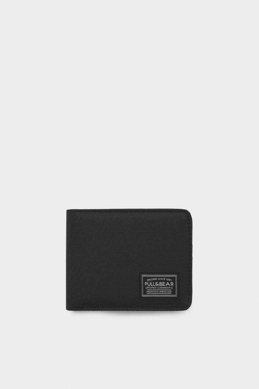 

Кошелек с этикеткой Pull&Bear, черный