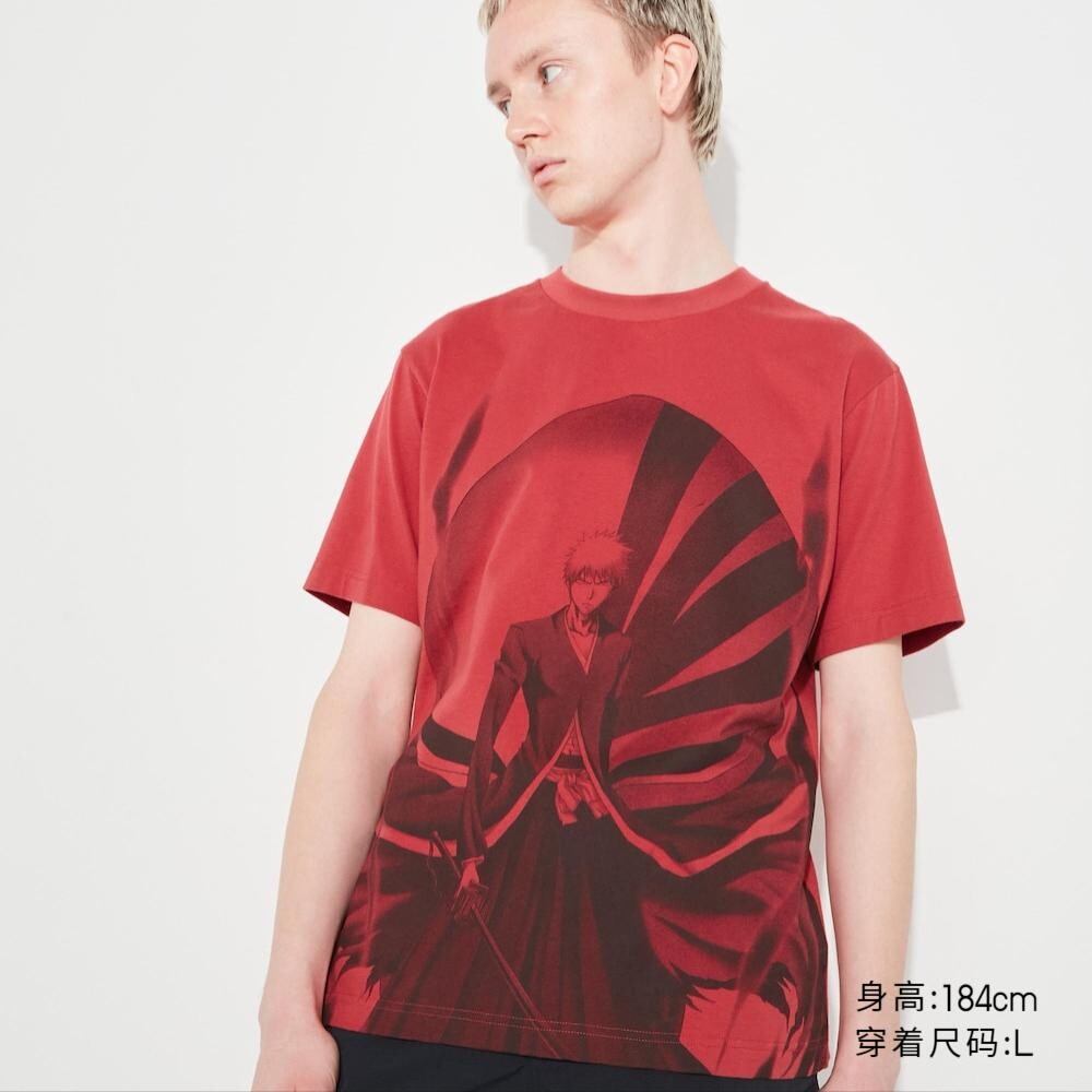 

Футболка с принтом унисекс Uniqlo, красный