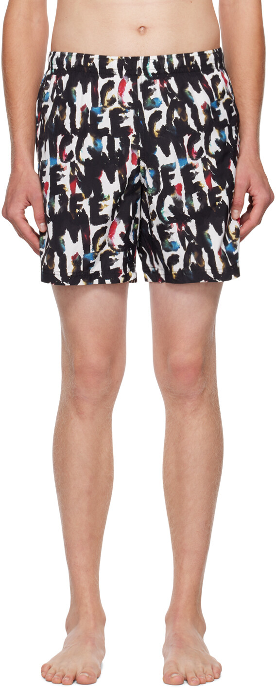 

Разноцветные плавательные шорты с граффити Alexander McQueen