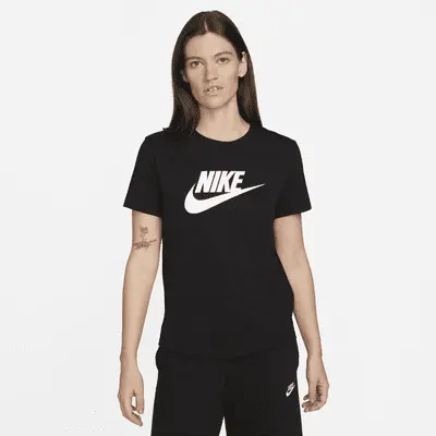 

Футболка Nike Sportswear Essentials, черный/белый