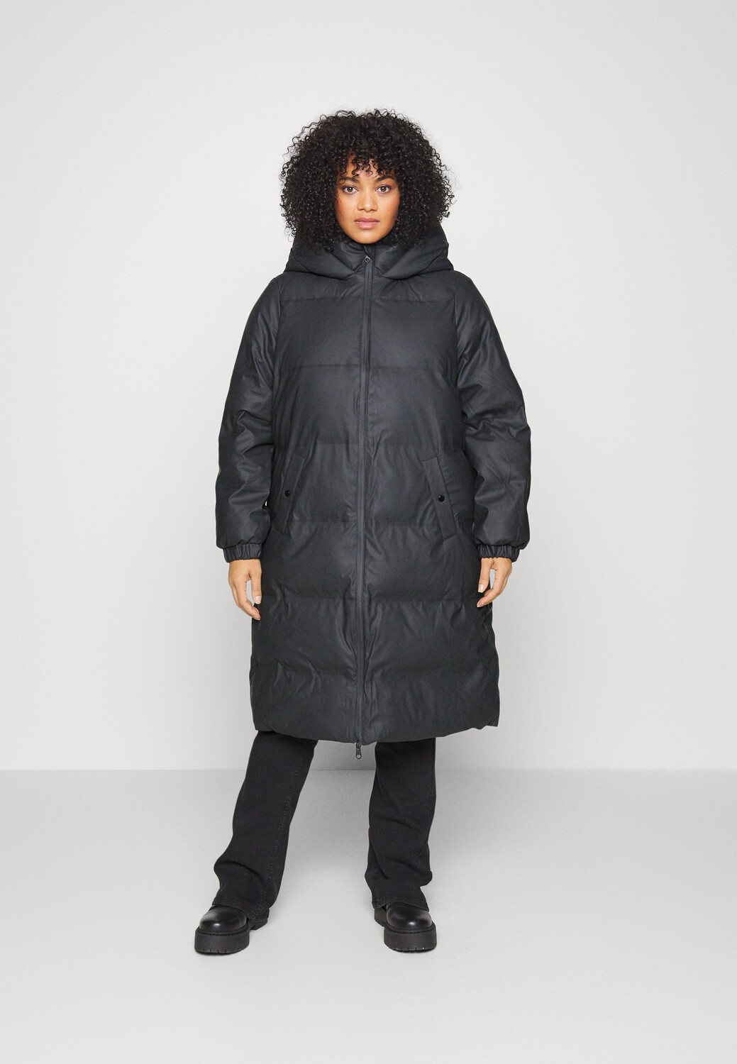 

Пальто классическое Vero Moda Curve, черный