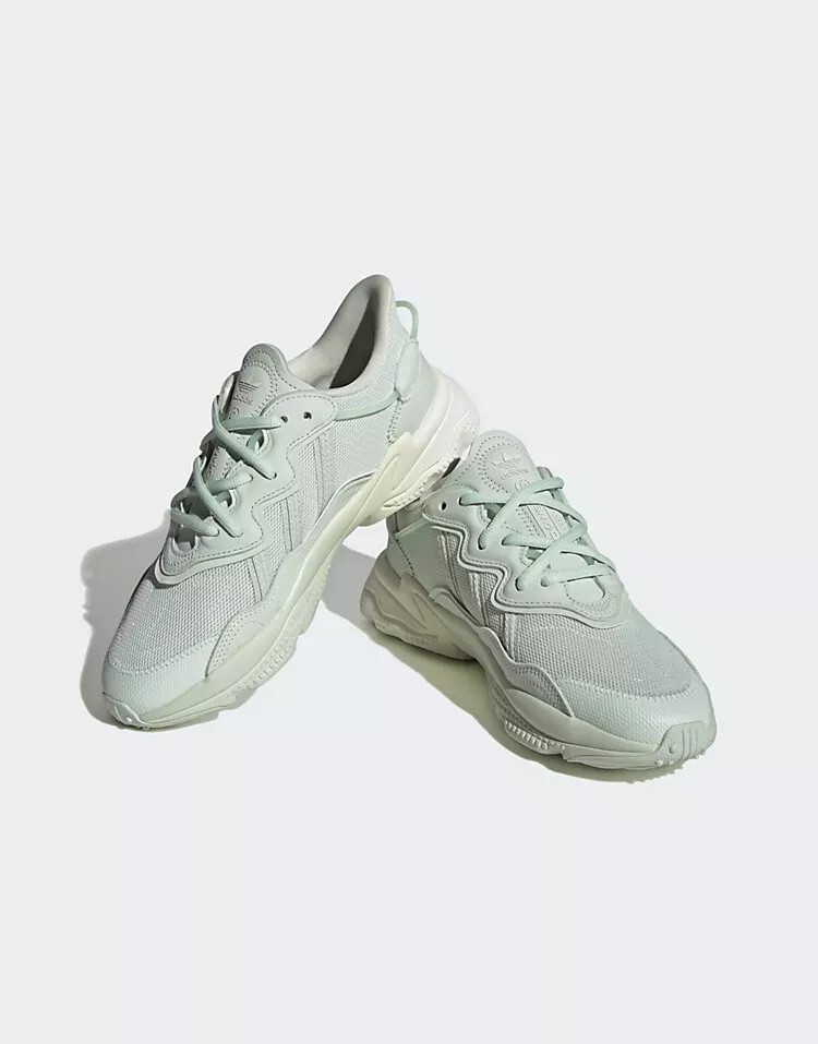 

Светло-зеленые кроссовки adidas Originals Ozweego, светло-зеленый