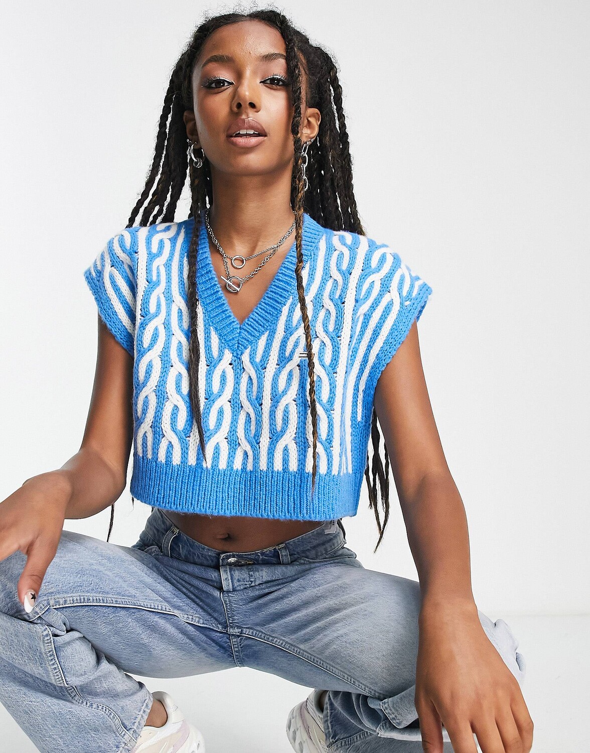 

Оранжевый укороченный свитер с плетением Tommy Jeans